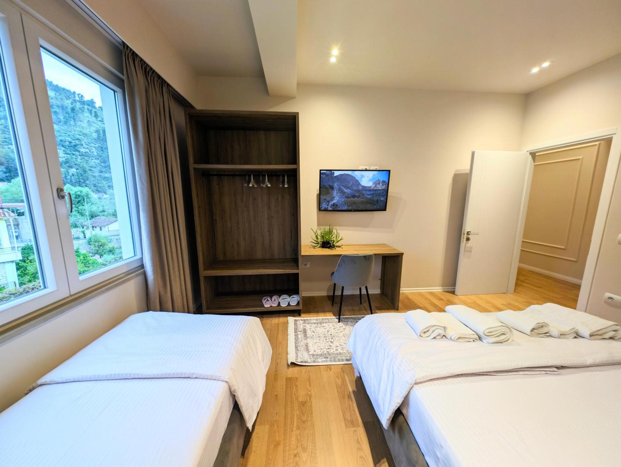 Villa With Garden And Veranda Berat Ngoại thất bức ảnh