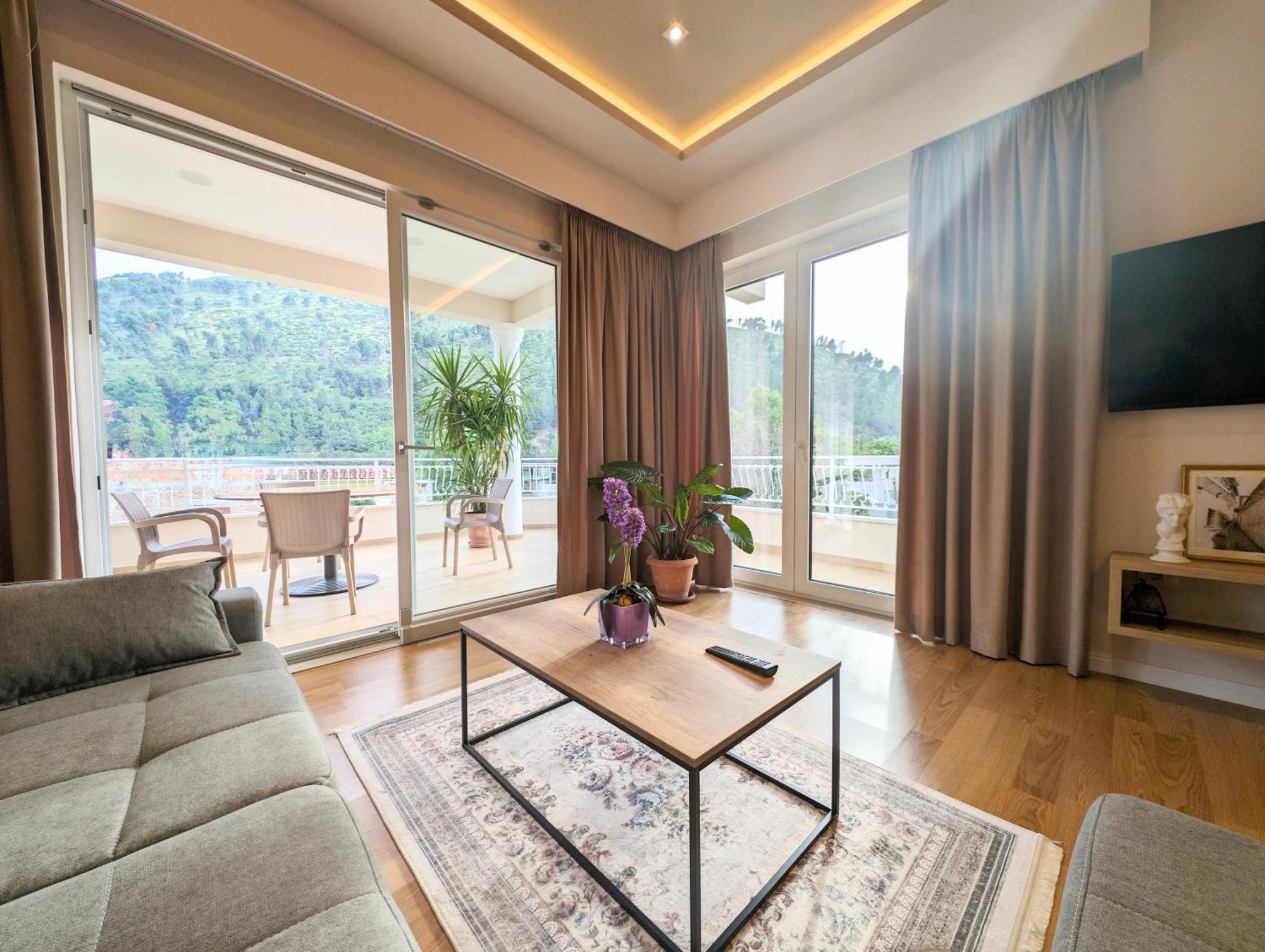 Villa With Garden And Veranda Berat Ngoại thất bức ảnh